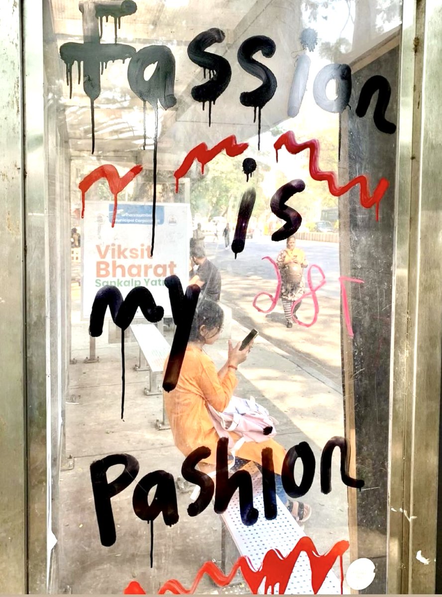 NYC is the best! Fashion is everywhere... #NYC #fashion #newyork #NewYorkFashion