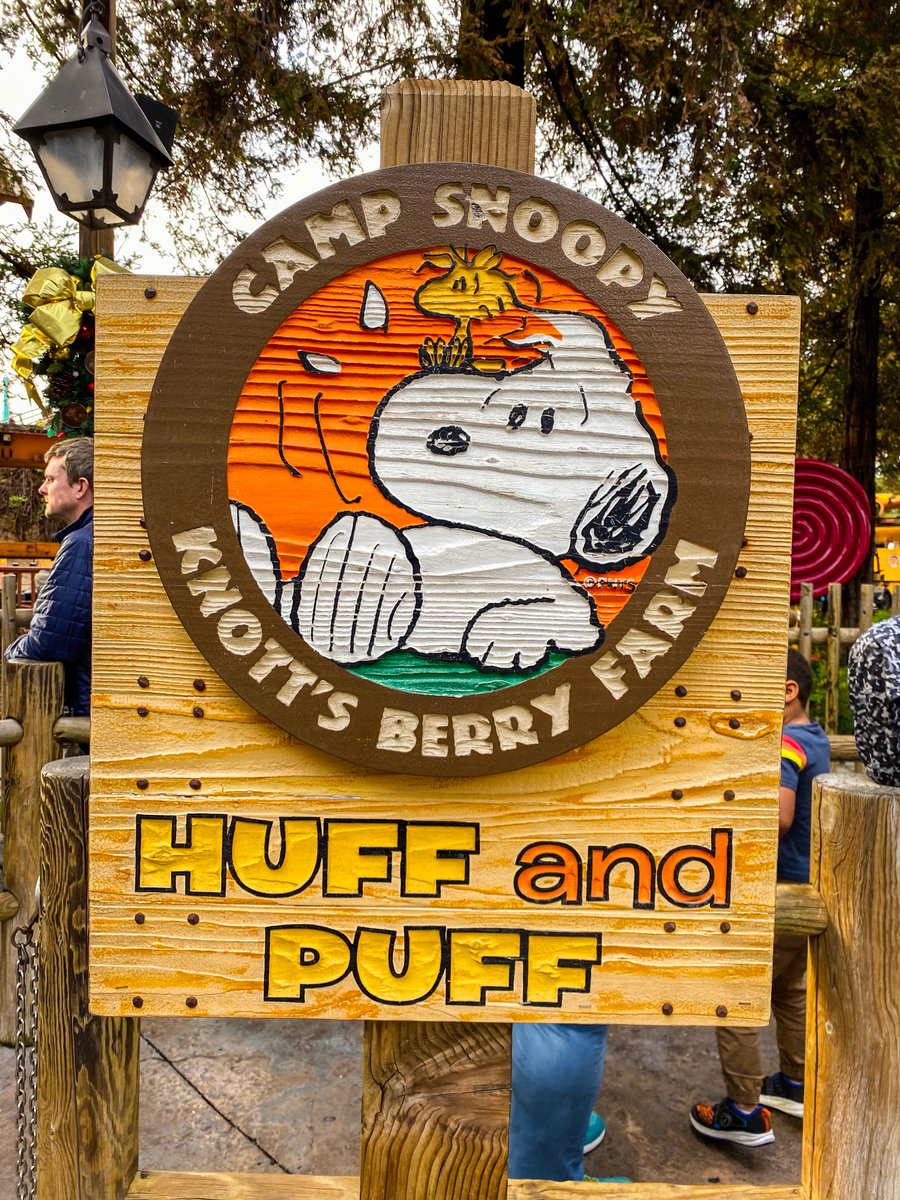 thedividingline's tweet photo. #HuffandPuff. 

#KnottsBerryFarm #LosAngeles #California #USA #TravelPhotography #UrbanPhotography #CampSnoopy #Wood #Toon #Snoopy #Woodstock #AmusementPark. https://t.co/fagpJylifB