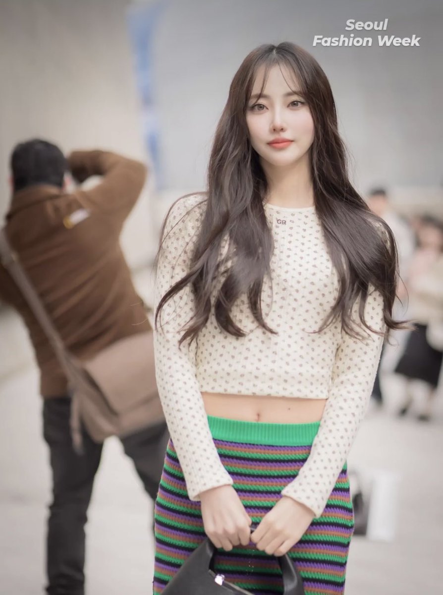 DGGirlsBrasil's tweet photo. 📸 | #FUNA esteve presente no Seoul Fashion Week 2024.

[3/4] 

#Funa #후우나 #TakayaFuna 
#DGGirls #DGNGG https://t.co/8bivMoBgNm