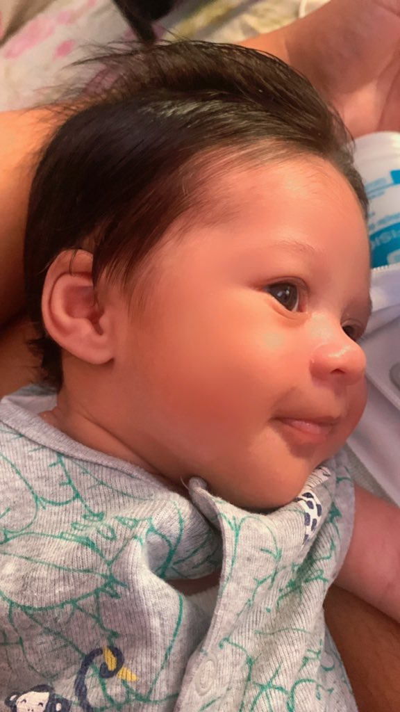 Perfeito da mamãe dele🥰🥰💙