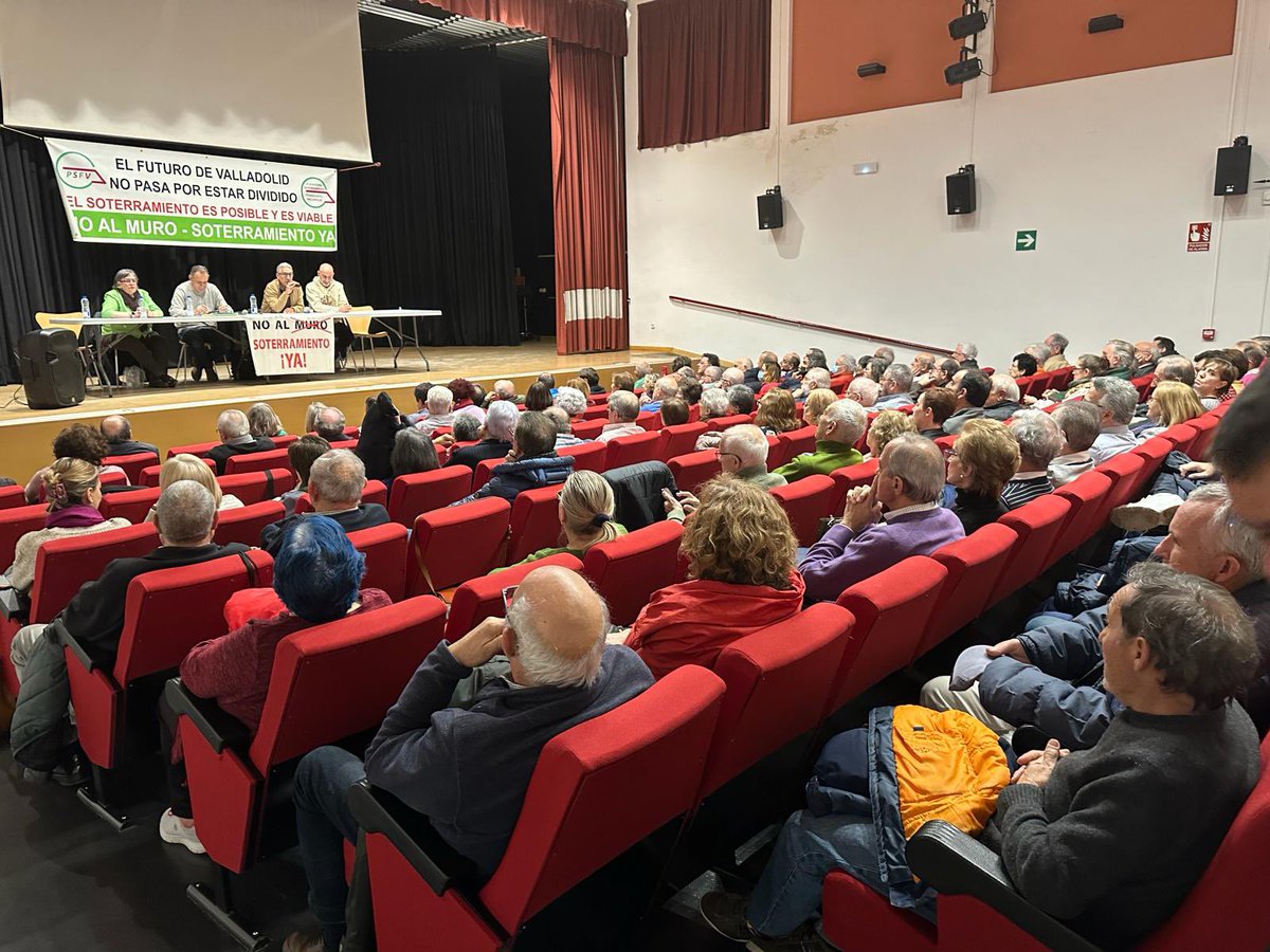 Sote1Plataforma's tweet photo. Hoy ha tenido lugar nuestra asamblea.
El soterramiento en Valladolid es el proyecto urbanístico y social más importante para la ciudad. 
Gracias a todos los vecinos por su implicación y apoyo!
Seguimos… 💪🏻🚇✅ https://t.co/umZVdb8m4q