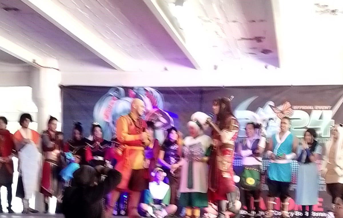 RosyCosplay's tweet photo. Feliz de participar en el Grupal de Avatar y encantada de ser la Favorita de los @bananacospboys es como ganar el mejor concurso de cosplay del mundo. Los amos chicos https://t.co/5EpRjOuAmM