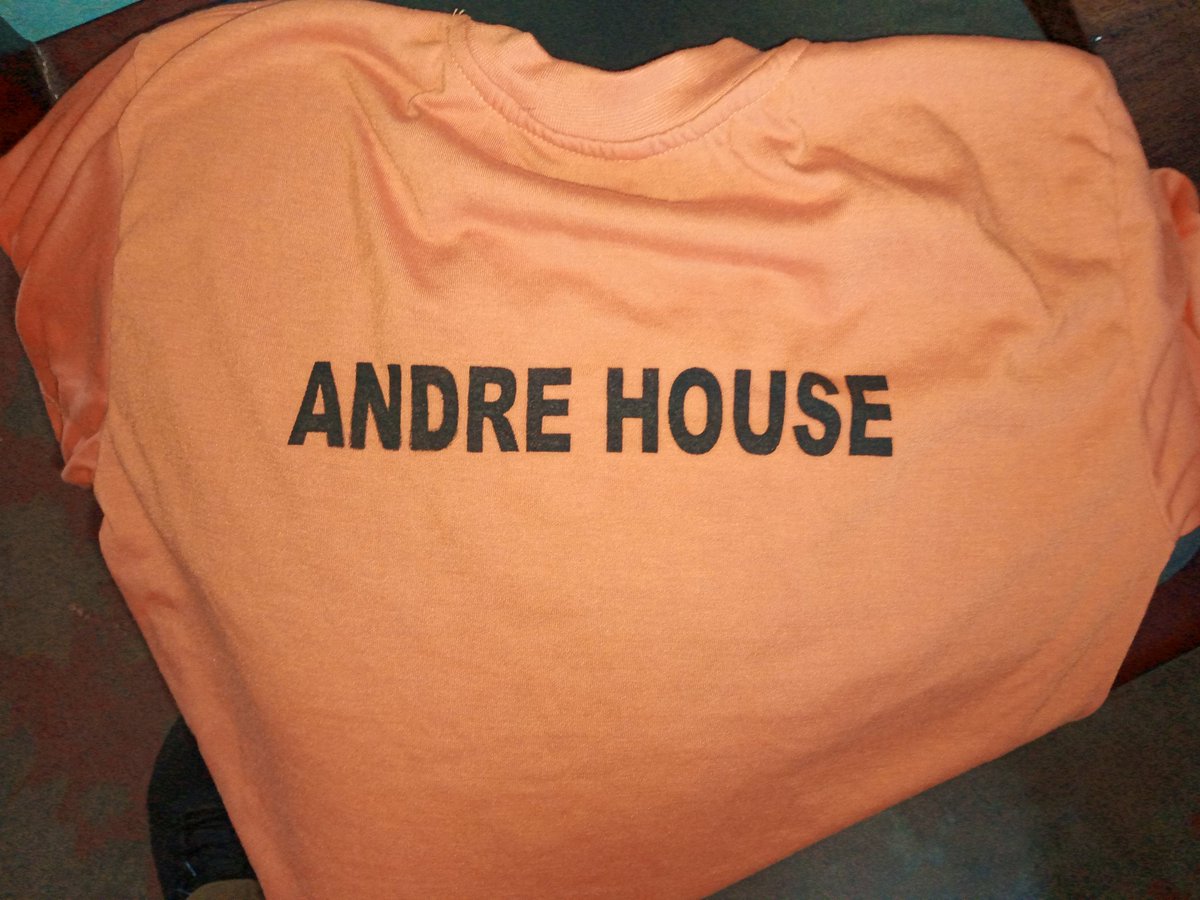 GoodluckMbogo's tweet photo. always best in embroidery and printing https://t.co/QkZUUdlvBr