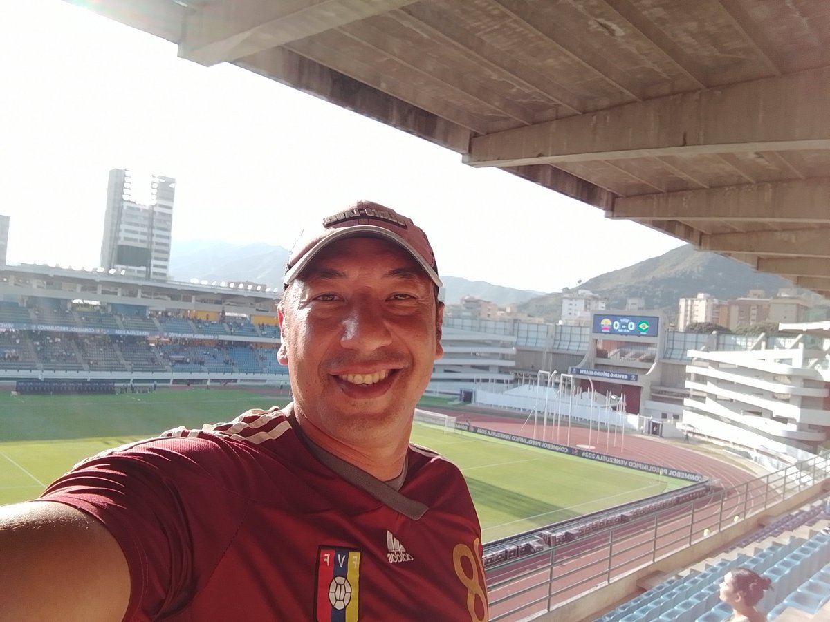 dannypined's tweet photo. Apoyando a la vinotinto en el Pre Olímpico 🇻🇪 @FVF_Oficial https://t.co/O9tXpnEfsR
