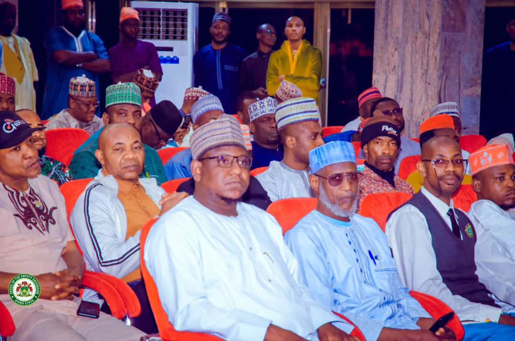 Kyusufabba's tweet photo. Earlier today, I met with members of the Kano Business Community, in view of the rising cost of living and economic crisis. 

In my remark, I lamented how prices of commodities are skyrocketing at the expense of the common man. Civil servants and small-scale business owners are finding it hard to feed. 

As part of measures to tackle this crisis at our level, I announced that we have made plans to distribute foodstuff to all the 484 wards in Kano State. 

We are also collaborating with the business community to chart ways of bringing down prices of commodities that would be affordable to common citizens in the state, especially as the Ramadan fasting season is fast approaching.

I also promised to meet President Bola Tinubu to report to him the situation, for his intervention. - AKY