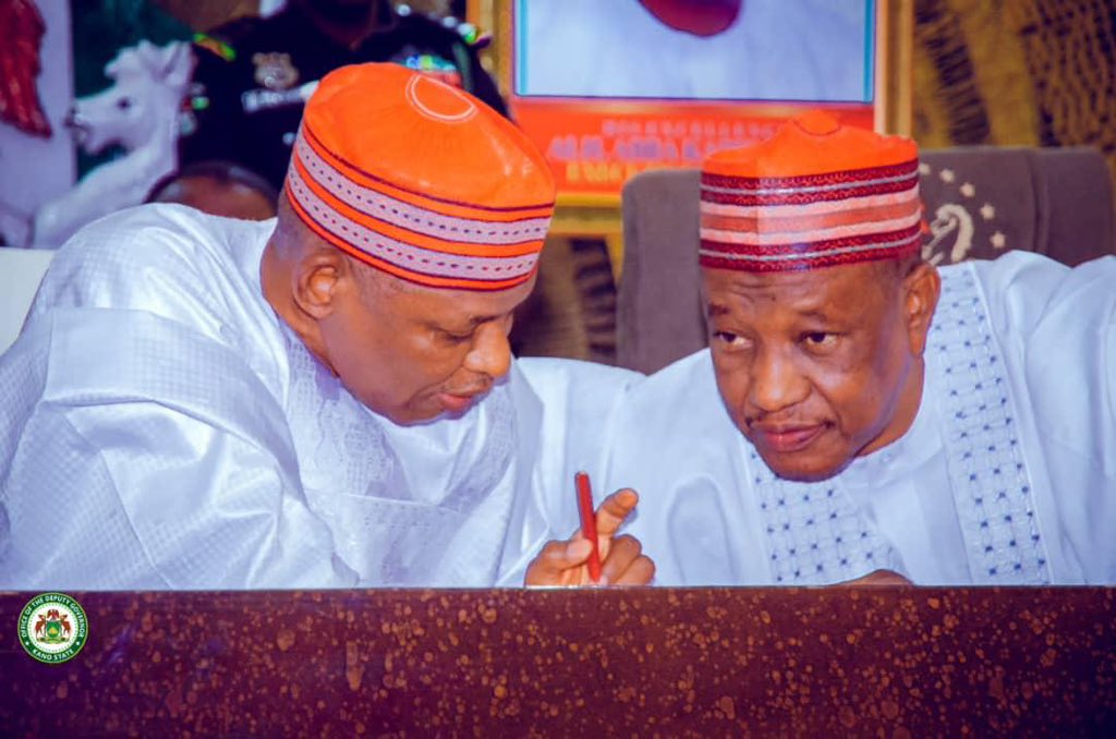 Kyusufabba's tweet photo. Earlier today, I met with members of the Kano Business Community, in view of the rising cost of living and economic crisis. 

In my remark, I lamented how prices of commodities are skyrocketing at the expense of the common man. Civil servants and small-scale business owners are finding it hard to feed. 

As part of measures to tackle this crisis at our level, I announced that we have made plans to distribute foodstuff to all the 484 wards in Kano State. 

We are also collaborating with the business community to chart ways of bringing down prices of commodities that would be affordable to common citizens in the state, especially as the Ramadan fasting season is fast approaching.

I also promised to meet President Bola Tinubu to report to him the situation, for his intervention. - AKY
