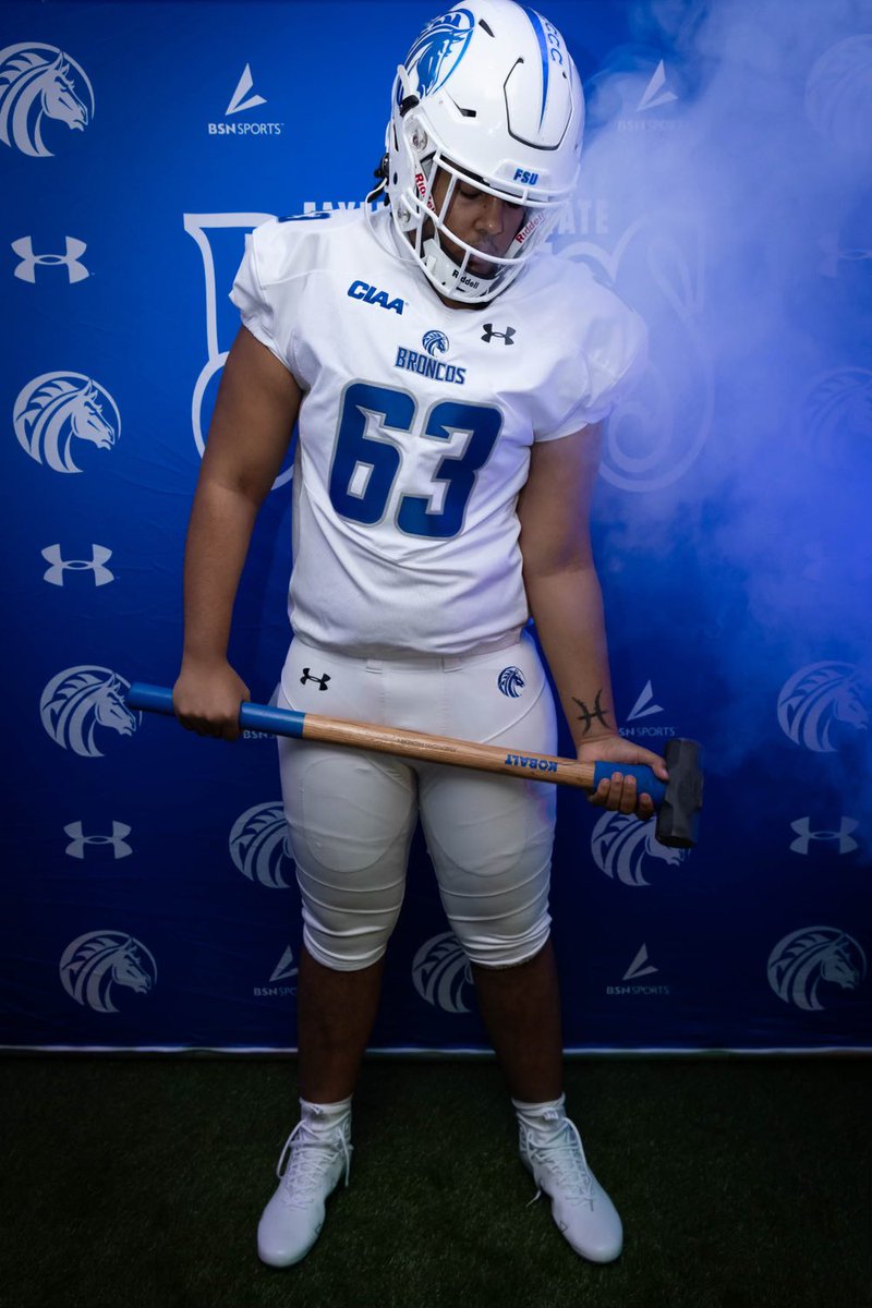 divon_dabney's tweet photo. So after careful consideration and an amazing offer from Fayetteville State University I have decided to make the Broncos my new home. Thank you @CoachDGifford and @coachrandall55 (who has convinced me to always take the stairs lol) @CoachRHayes22 and all the staff and the team I got to meet. @Fsubroncos_fb #BRONCOPRIDE 🏈🏈🏈🏈 #BroncoNation!!
