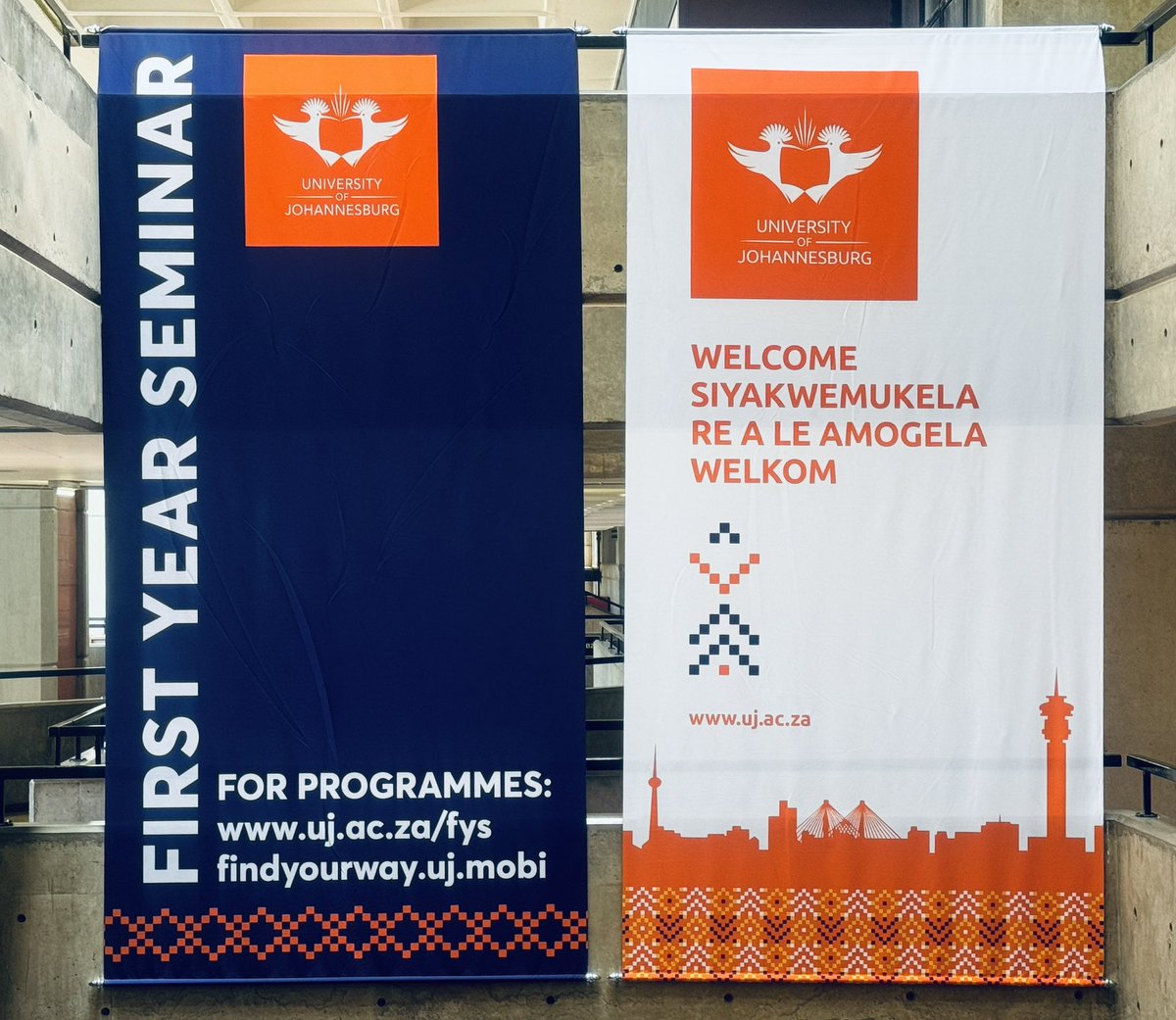 lgmpedi's tweet image. #Vibrant day at @go2uj 🌟 Watch the shared video welcoming all first years, returning students and staff: youtu.be/8uuoov4MwPU 📹 Campus is buzzing with life! Coming soon, is my interview with UJTV, discussing our journey &amp;amp; contributions to SA democracy &amp;amp; more! 📚 #UjAllTheWay