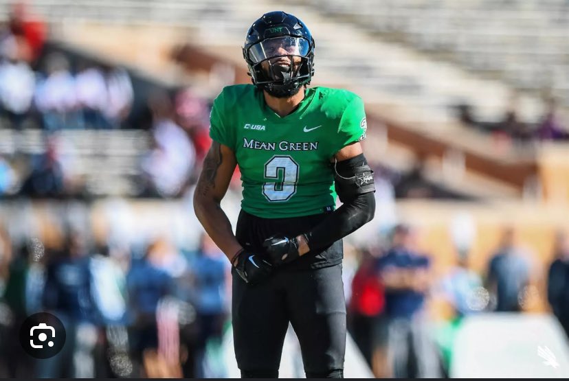 Blessed to receive an offer from The University of North Texas @Lindale_FB @Coach_Cochran @Joel_Rinlee #RELENTLESSEFFORT
