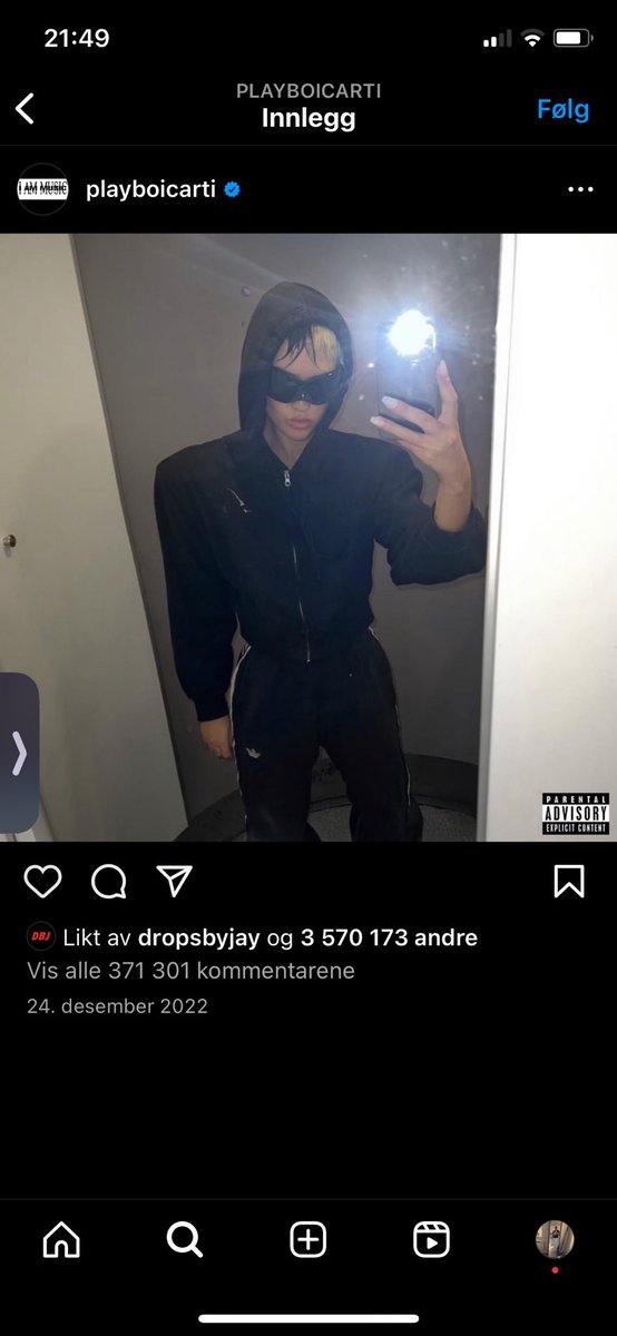Arongarza69's tweet photo. Carti is cooked. He had 30k comments before the stream…Now over 370k comment in under 24hrs…. https://t.co/cOANBeL1YH
