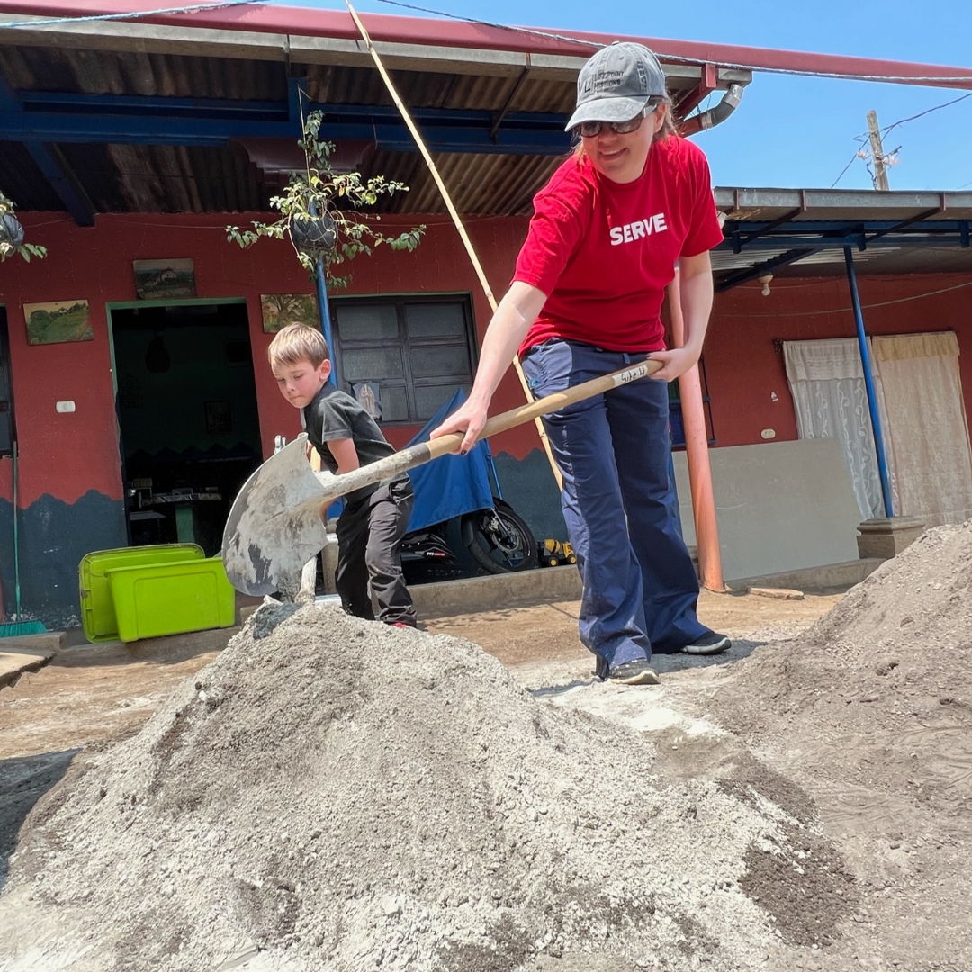 MisDisTrips's tweet image. Doing mission work is not about efficiency. 

Do we want to be good stewards of our time and resources? Yes

But we also recognize that while oftentimes we travel to communities to build homes and fix physical problems, our real goal is to build relationships.