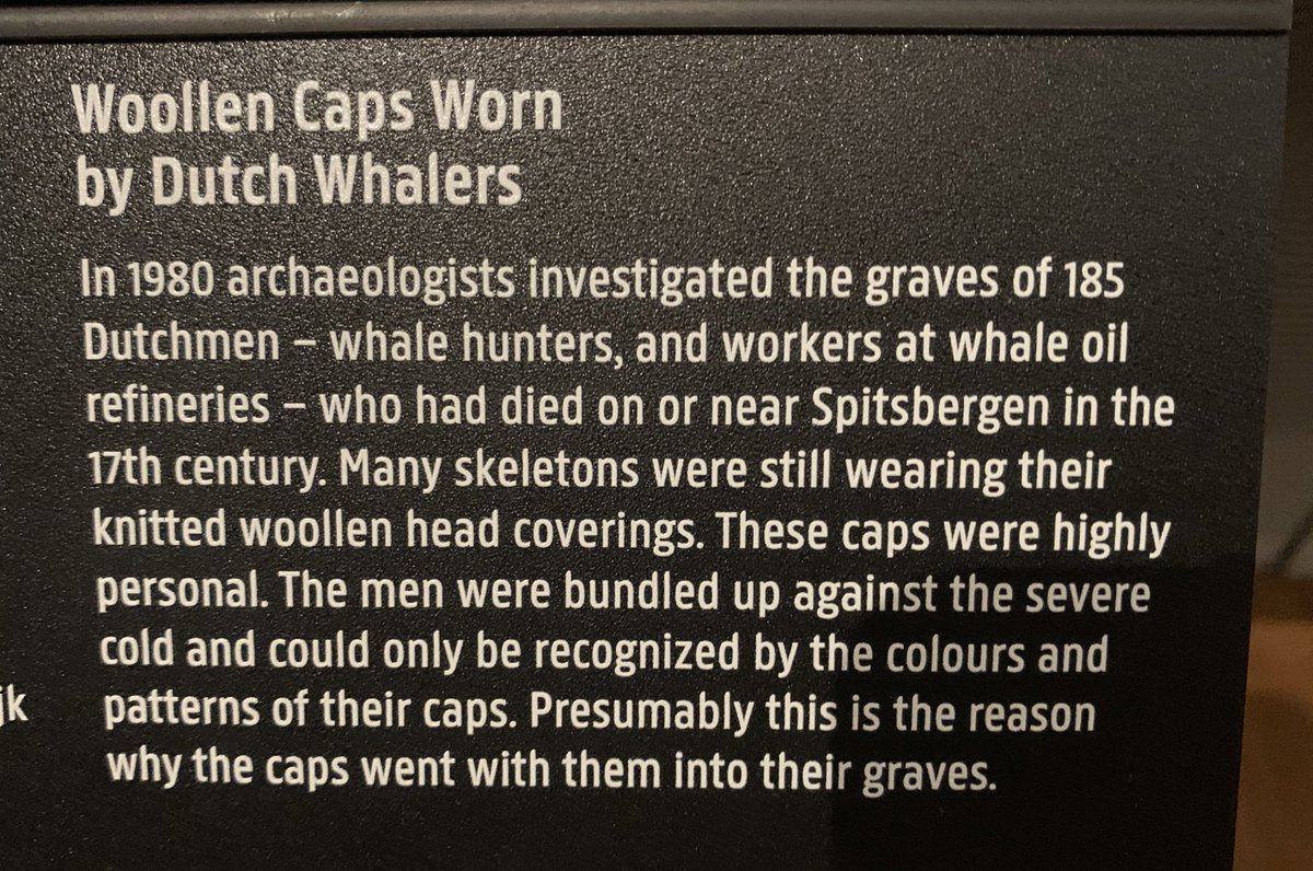 Oh I so want one of these whalers hats @rijksmuseum I’d be buried in it.