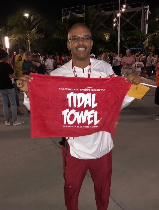 TidalTowel's tweet photo. #RollTide
#TidalTowelUp 

#Np on ##TheFinalDrive on @1055wnsp is @calabounty w/ @NickWigggins.

#Recapping the @seniorbowl's transfer portal. https://t.co/oi5tAstnhx