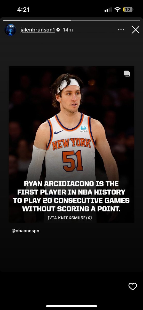 Na jalen brunson is wrong for this 😭😭😂