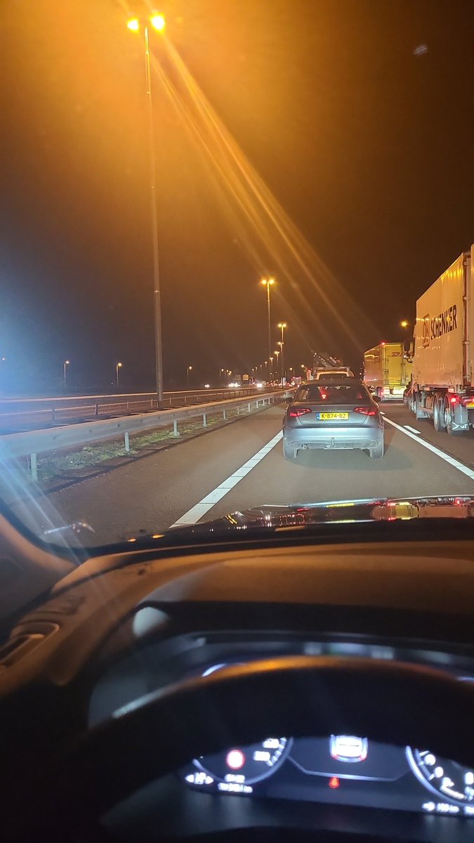 Het staat muurvast bij A28 Staphorst. Borenprotesten!!!! Wat een ellende!