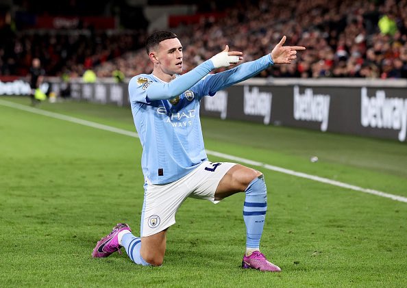 هاتريييييييك فيل فودين، هاتريك فودين! 💙👑