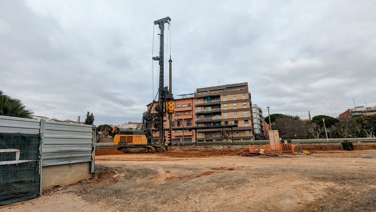 lamonu_'s tweet photo. @EspIndustrial @Adif_es @culturagob @transportesgob Sant Feliu de Llobregat ... https://t.co/GKouRYBRZr