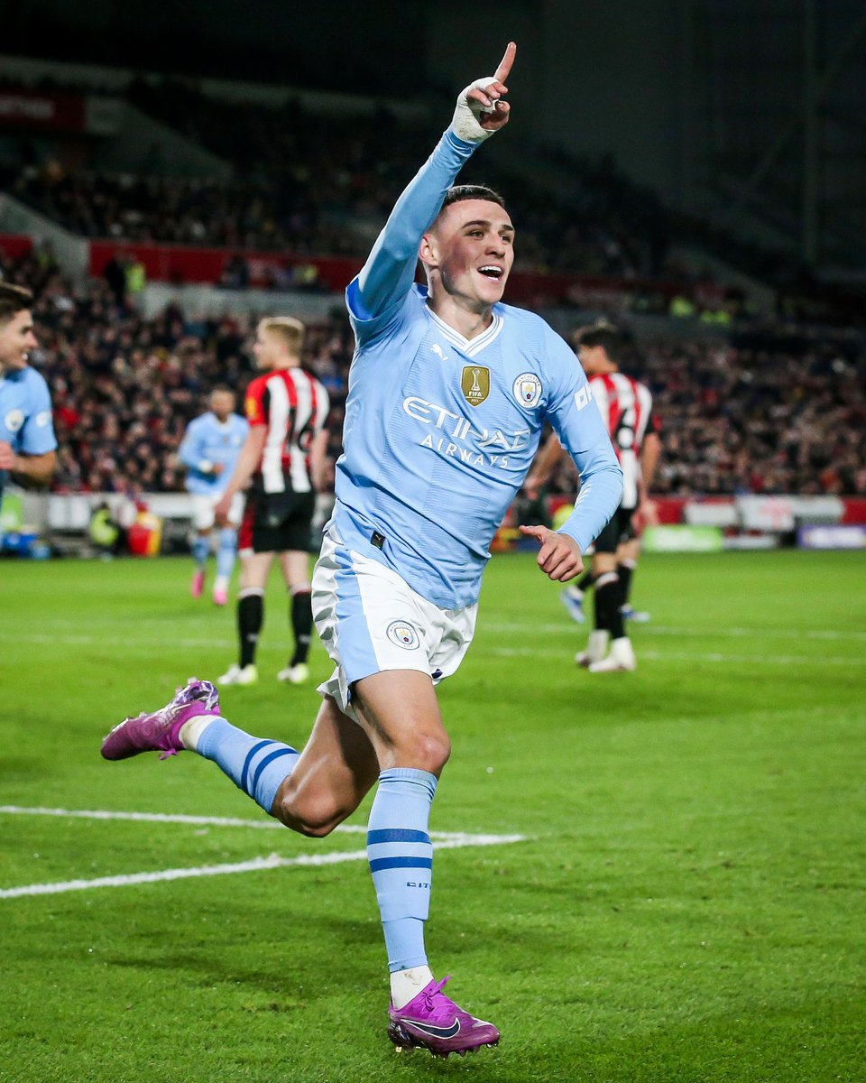 brfootball's tweet photo. PHIL FODEN HAT TRICK 🎩 https://t.co/tBNsB48ocU