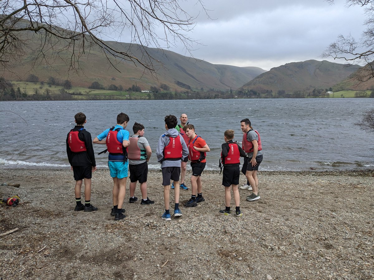 BoundMGS's tweet photo. Outward Bound Day 1 - Jog and Dip. Ullswater Lake here we come 🥶🥶🥶🥶 @mgsonline @MGS_SfL @OutwardBoundUK https://t.co/kbxJLc2CAn