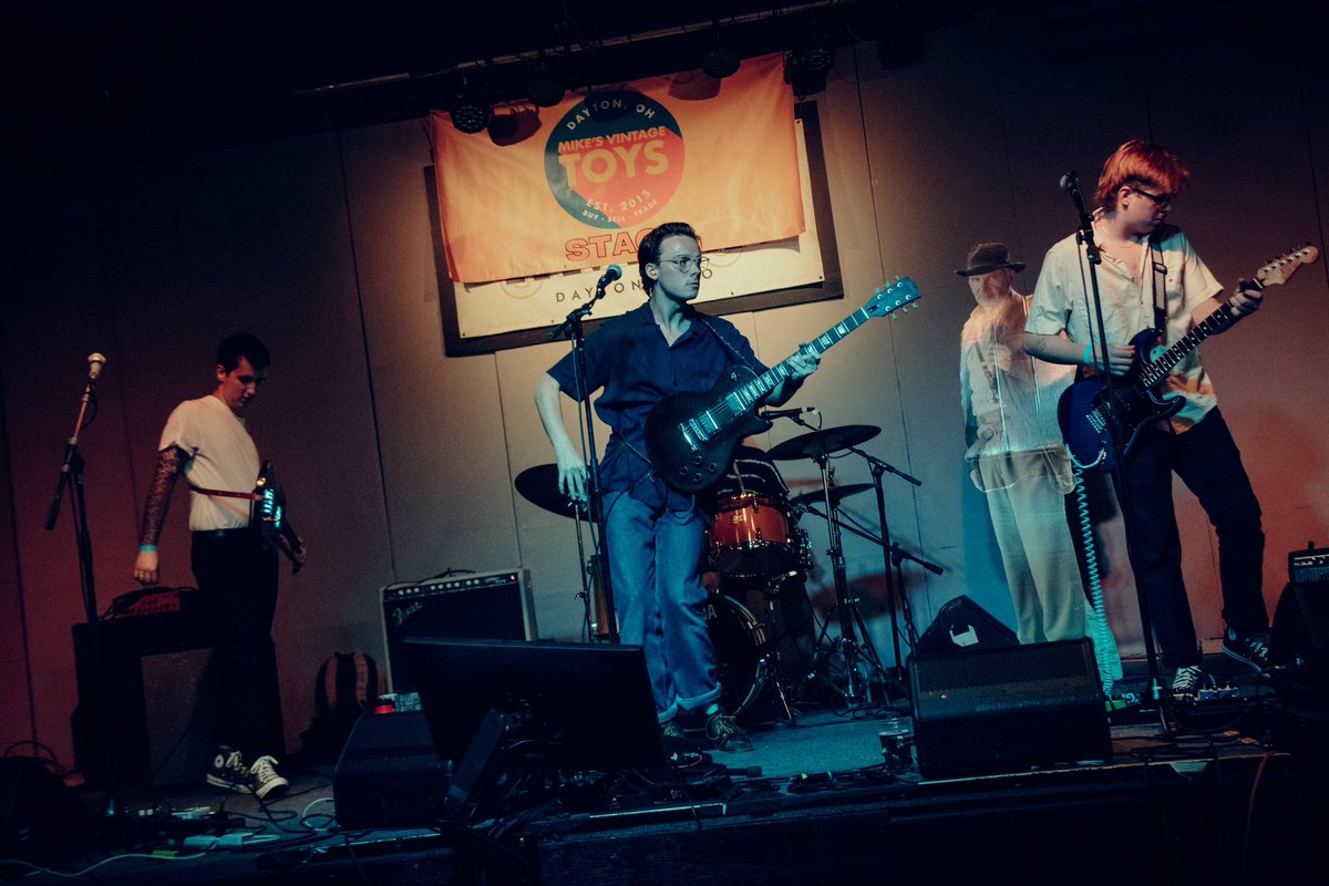 oldfremont_shea's tweet photo. Deep in a Dream
..
Artist: Wreck League
@sound_valley Music Festival 2023
Photograph taken on 8/26/23 at Yellow Cab Tavern in Dayton, OH
..
#oldfremontfilms #photography #concert #music #concertphoto #soundvalley #soundvalleydayton #yellowcabtavern #rock #indierock #wreckleague https://t.co/YWXdQ25Lmk