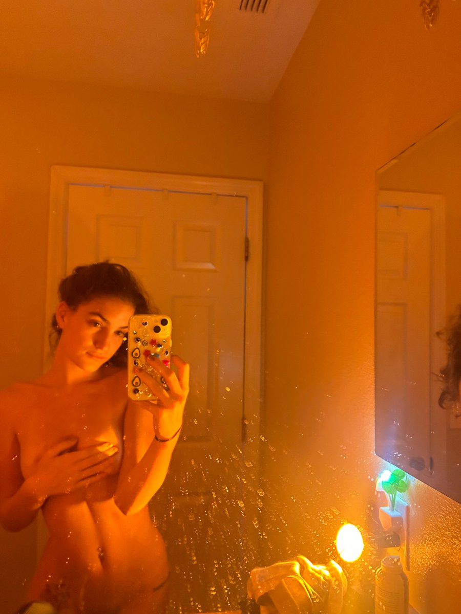 Strawberae 🍓🥰 tweet media