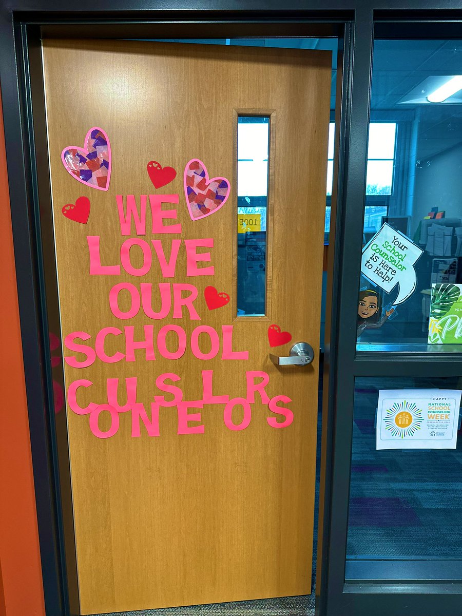 WoodburnMHS's tweet photo. Feeling So Much Love! 💕💕 #GoDUKES https://t.co/5MvBNSQKYd