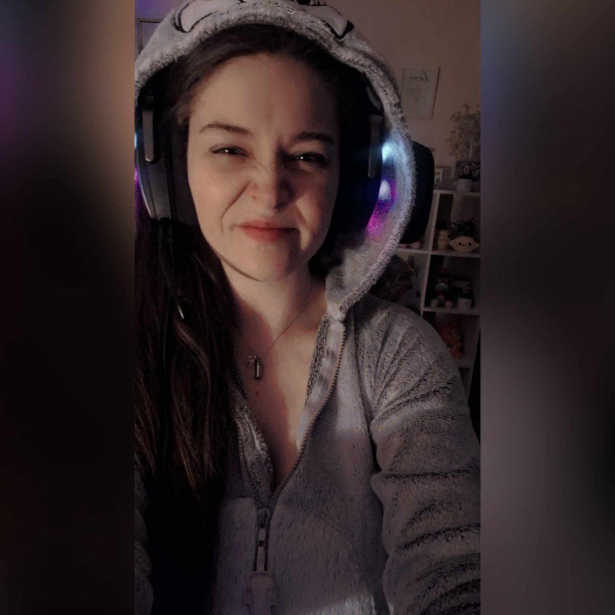 Queen__Limon's tweet photo. Am now live after waking from my nap ._.

Now ready to get to work... FOR THE COMPANY! 

https://t.co/LGp7ZIsyPu
https://t.co/QaxMmXhB7E

#lethalcompany #smallstreamer #letshavefun #playingwithfriends #wakeywakey https://t.co/IYn3XjDoAN