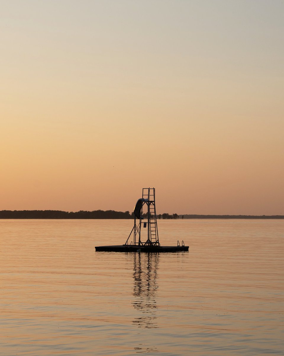 TylerPlace's tweet image. T-minus 109 days until opening day! Who's looking forward to more sunsets like these? 🌞