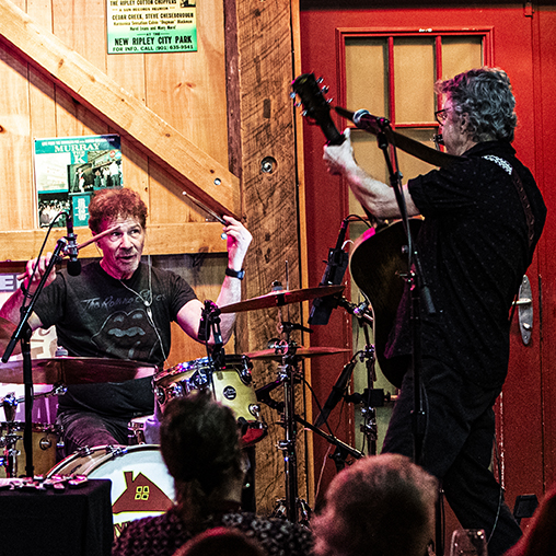 DarylsHouseClub's tweet photo. Sharing great pix of the Steve Forbert show by Rick Pauline. What a wonderful night of music! #steveforbert #darylshouseclub #rickpauline https://t.co/dz8DkDD1mt