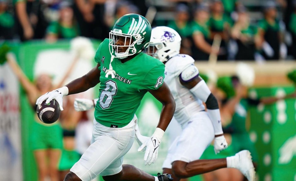 JordanA0105's tweet photo. Blessed to receive an offer from from UNT.  @coachdgary @ChrisGilbert_1 @coach_traylor @Coach_Buck https://t.co/H7OHMpV9WA