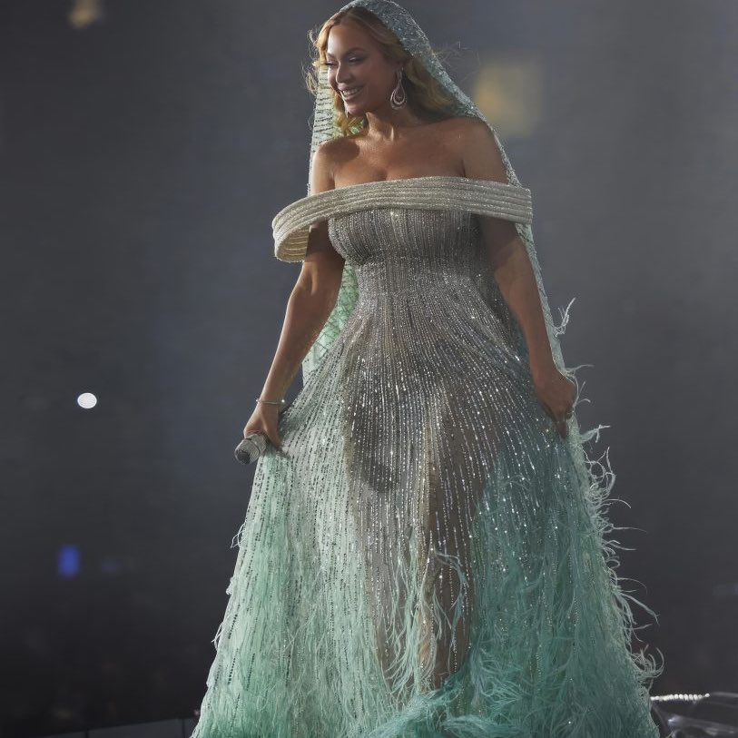 annmariesbitch's tweet photo. fuck it Beyoncé as kleenex boxes lets go https://t.co/JonHDliIZd