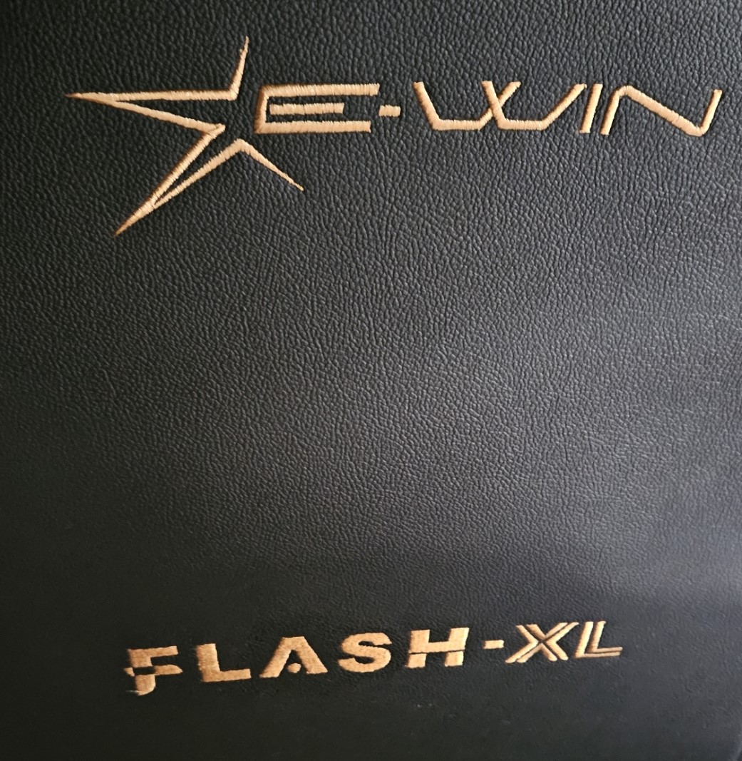 The back of my new chair.... . . . . . . #ewin #ewinracing #ewinchair #ewinchairs #ewingamerchair #ewinflashxl #gamer #gamerchair #games #gaming #gamingchair #ewingamingchair #flashxlchair @EwinRacing