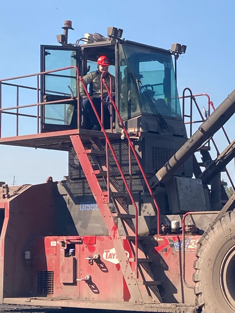 TMS International hosted three <a href="/citrosigacad/">Citronelle High</a> students for the MCPSS Job Shadowing Day.
 
They have all acquired technical skills through the Academy of Manufacturing and were able to build upon these skills while shadowing TMS industry professionals.
 
#AcademiesOfMCPSS #CTEMonth