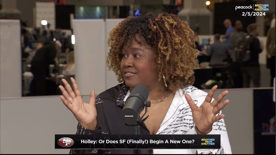 natfluential's tweet photo. Such expressive hands from me today on @HolleyandSmith live from from Radio Row in Las Vegas for #SuperBowl https://t.co/gRMnInmex8