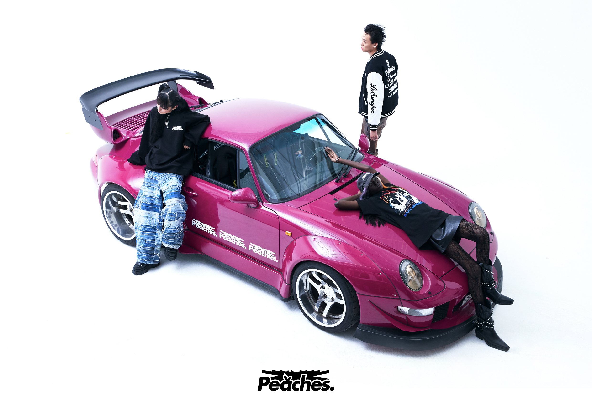 未着用美品】LE SSERAFIM×Peaches. Lサイズ スタジャン