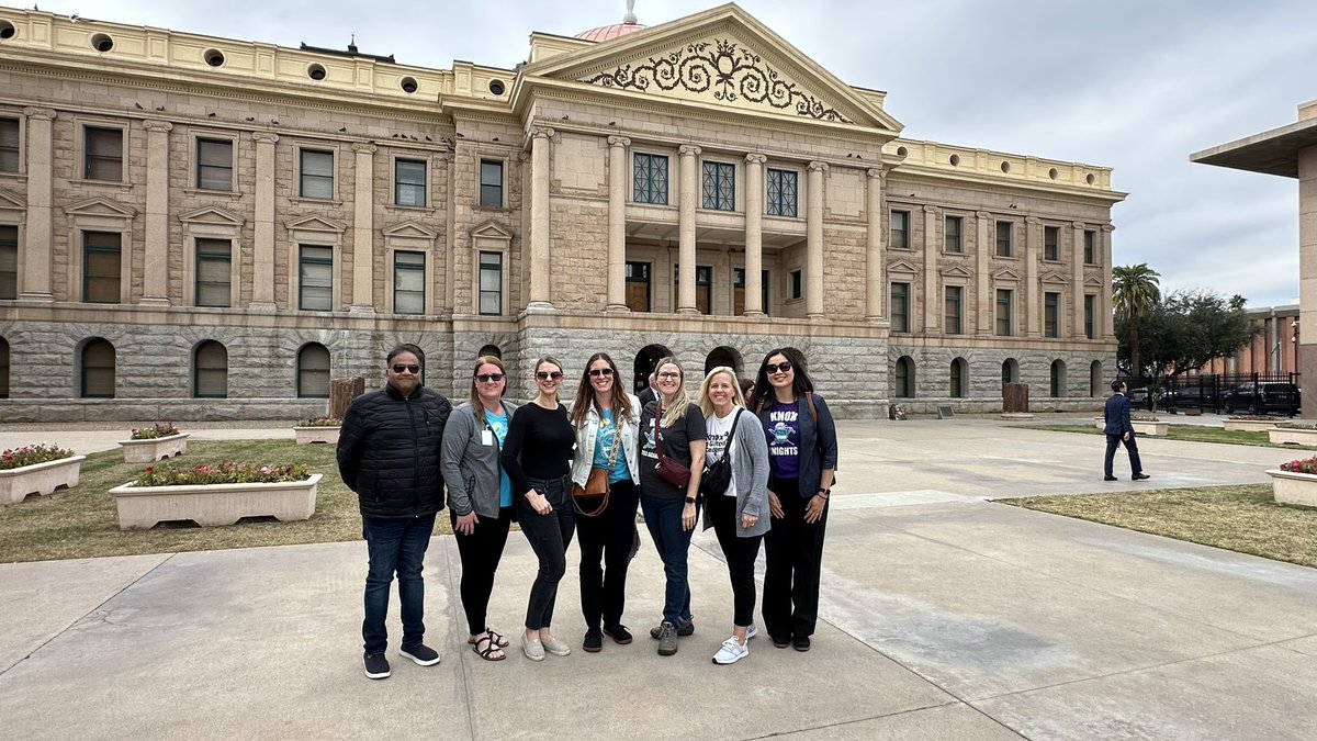 KnoxGifted's tweet photo. A beautiful day at the Arizona State Capitol as we shared the opportunities we offer in @chandlerunified & at KGA! We mingled with state legislators & senators, shared our stories & encouraged continued support for public schools. What an honor! #PublicSchoolProud #kgarocks https://t.co/9LHbRe2NF5