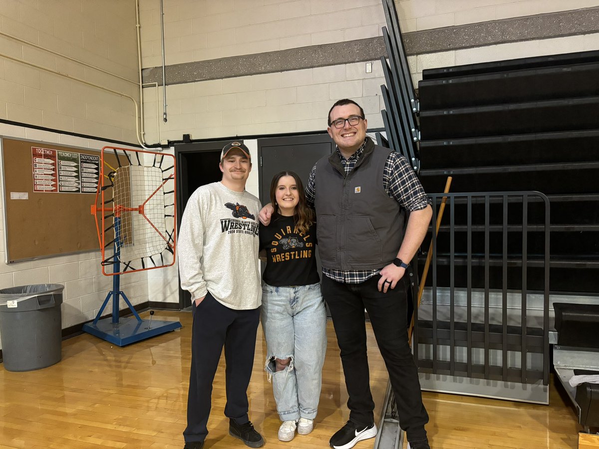 CBSQUIRRELS's tweet photo. Senior night was a blast! It was fantastic to celebrate Hannah’s time as a Squirrel!

Thanks for being with us Hannah; the coaches, your teammates, and both high schools are so proud of you and all of the effort that you put forth in the last two seasons! https://t.co/BqeKEwXNqM