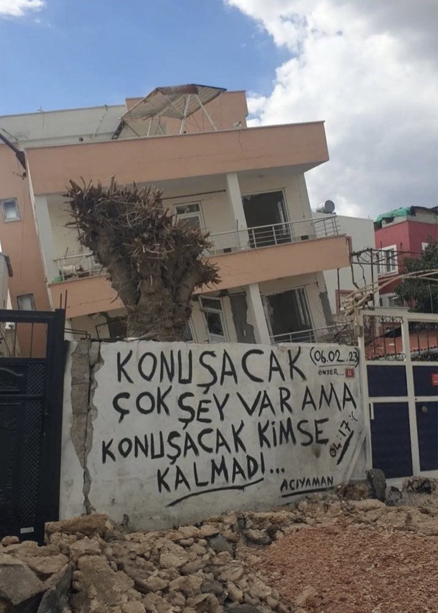 Konuşacak çok şey var ama konuşacak kimse kalmadı,
📍 Adıyaman
#6subat2023 #deprem #DepremiUnutma