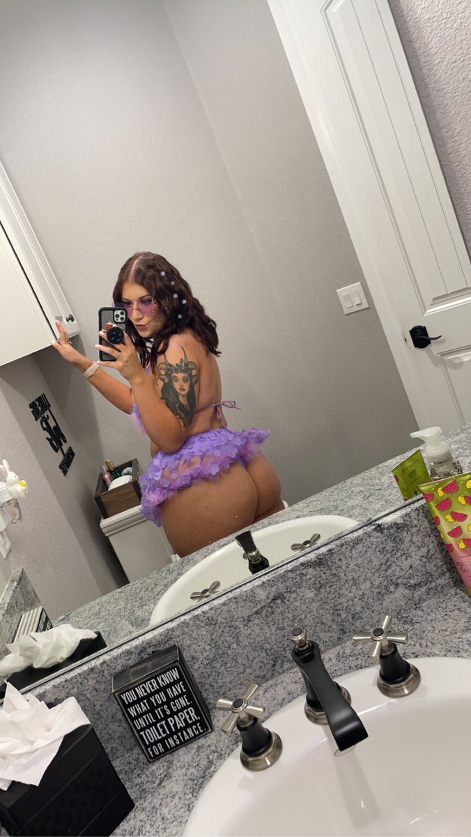 joc 🌸 tweet media