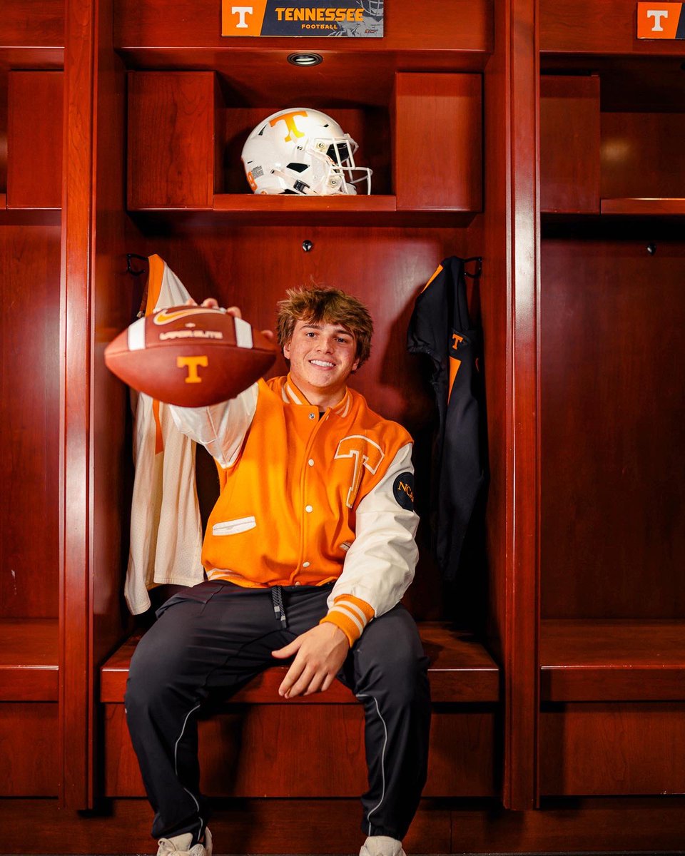 Had another amazing visit with @Vol_Football this weekend. Super fun to hang out with the staff and build our relationship! #GBO🍊 @coachjoshheupel @CoachCrab @NickHumphrey07 @JamesWilhoit25 @KohlsKicking @VolFBRecruiting