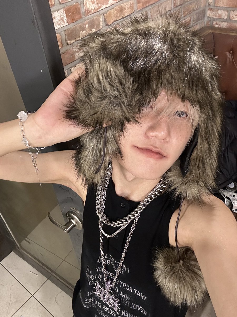 P1Harmony tweet media