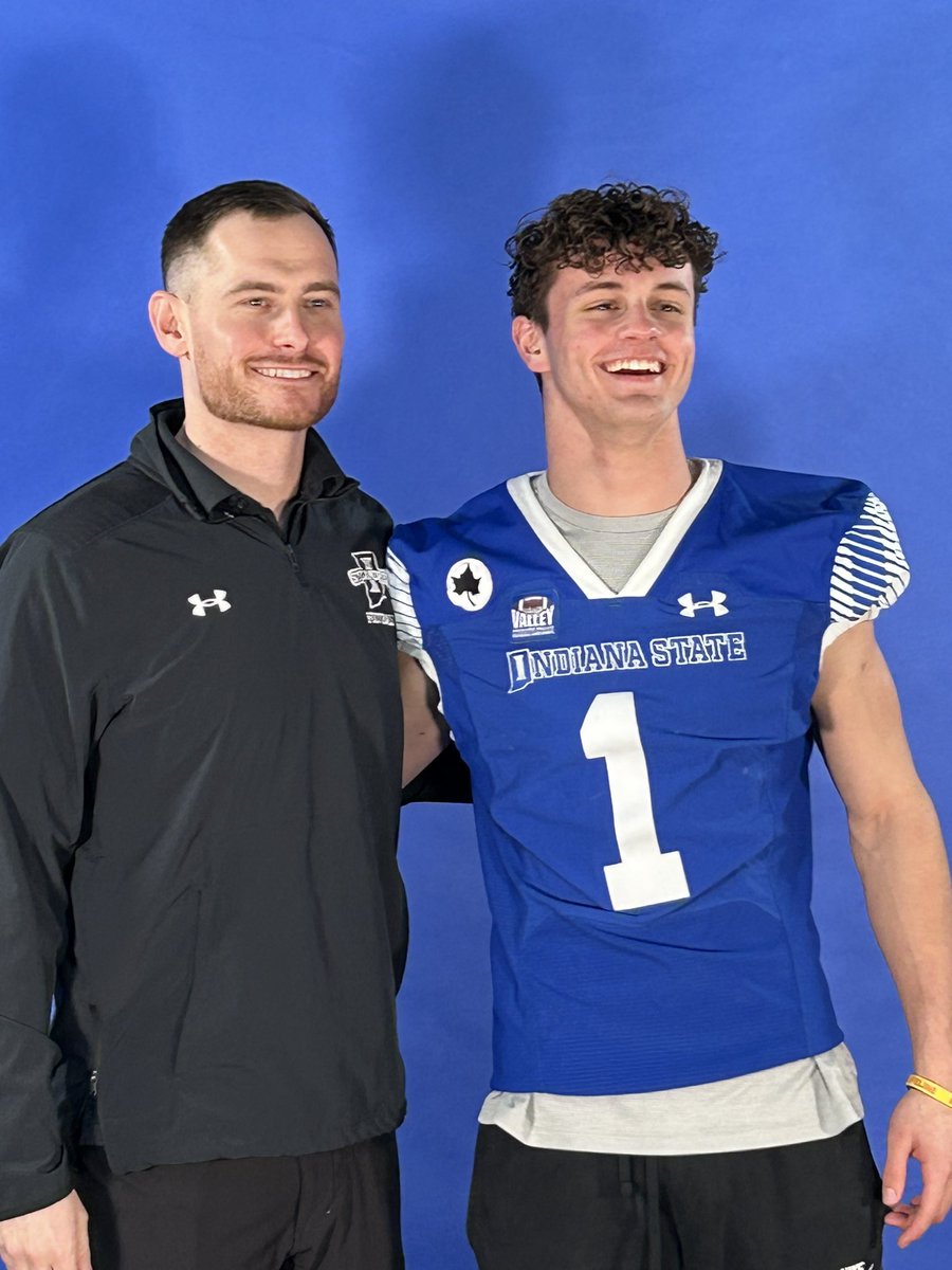 Had a great time at @IndStFB this past weekend! It was great getting to know the program better!! Thank you for having me @COACHCOFFER!! @IndianaPreps @IndyWeOutHere @PrepRedzoneIN @CoachJuice_1 @coach_hebert