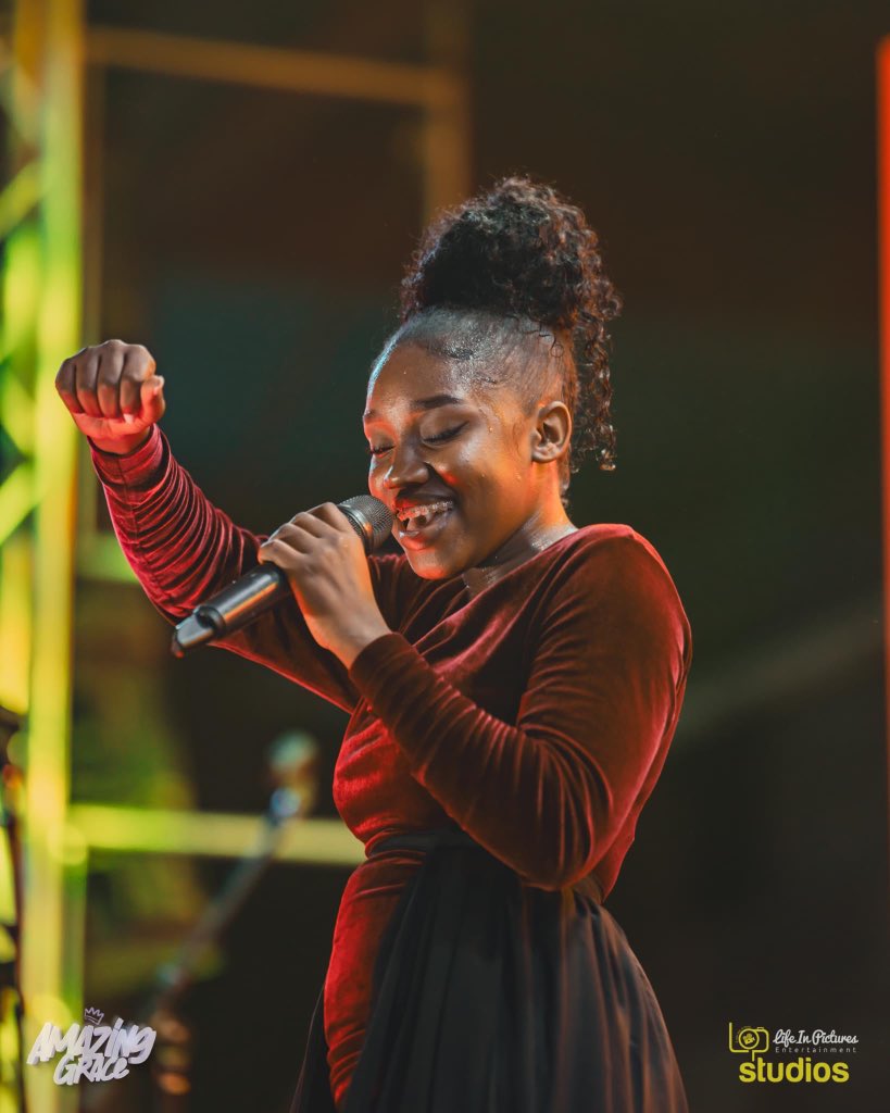 LoutchinaMusic's tweet photo. M deja konnen mwen pral temwanye paske Viktwa m ak ou asire 🙌🙌
Amazing Grace / El Rancho /03-03-2024
CP : @lifeinpicturesentertainment @kozekretyen https://t.co/BZsHJgcPSA