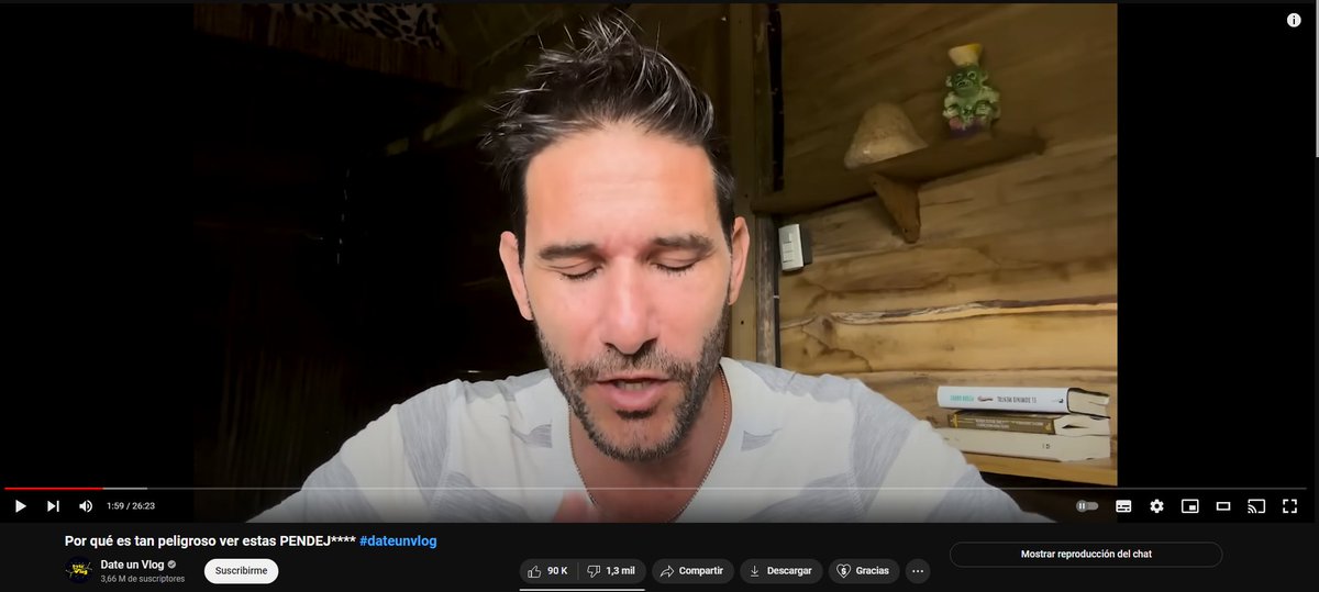 koi_fist's tweet photo. @geoestratego Me he fijado que javier santaolalla tiene en su video tu libro del dominio mental en la mesa. Sería un gustazo ver un directo de ambos. Un saludo. https://t.co/Nvh1AAmrUe