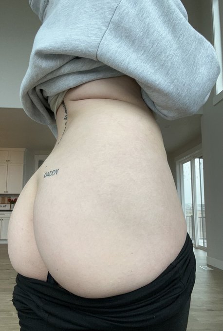 Ass🍑 or tits? 🍒 lmk in comments :):) https://t.co/MyfnYEHTtm<a href="/tag/onlyfans_girl"class="tags"><span>#onlyfans_girl</span></a>