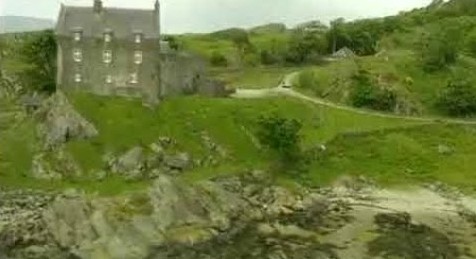 tourscotland's tweet photo. Tour #Scotland aerial travel video Blog clip, with #Scottish music, of #Duntrune #Castle. on history visit and trip to the coast of Loch Crinan Canal in Argyll and Bute. Built by the #MacDougall clan in the 13th century, along with several other castles https://t.co/VAzEyWKoa4 https://t.co/Dr2bobxybG