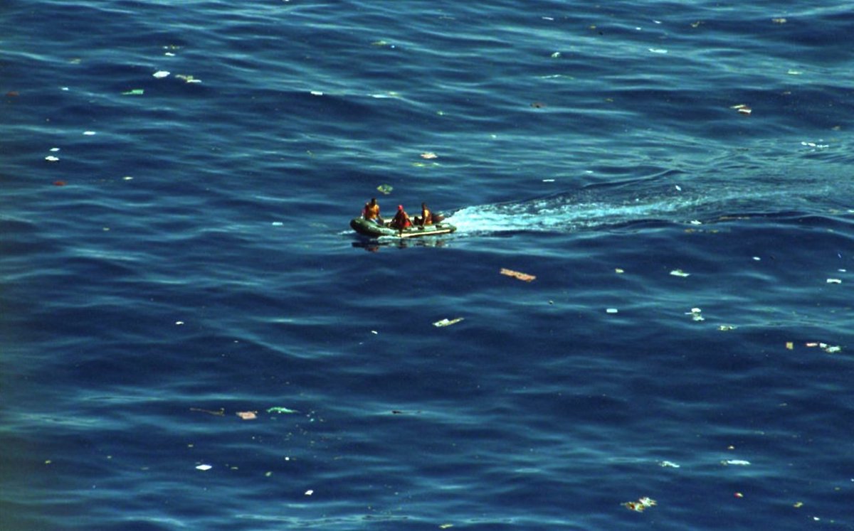 OnDisasters's tweet photo. #OTD in 1996: Birgenair Flight 301, a B-757, crashes off Puerto Plata (Dominican Republic) all 189 aboard die. Shortly after takeoff control was lost due to erroneous indications from blockage on instrumentation pitot tubes. Factors: crew actions, training, maintenance, others. https://t.co/N7dusfvcHe