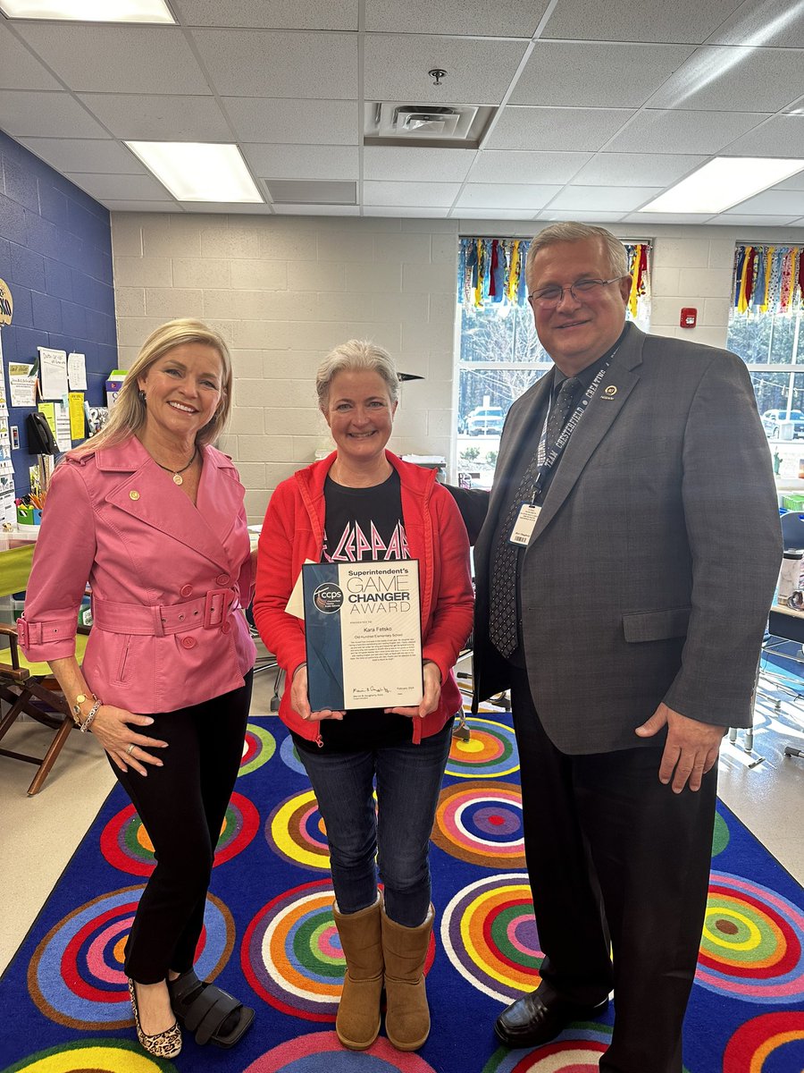 Old Hundred Elementary School (@oldhundredes) on Twitter photo Game Changer Alert! Please join us in congratulating Kara Fetsko, 2nd grade teacher! Dr. Daugherty and School Board Representative Lisa Hudgins came by this morning to recognize her. Congratulations, Kara! 🎉 <a href="/ccpsinfo/">Chesterfield Schools</a> #belonggrowsoartogether💙💚 Game Changer Alert! Please join us in congratulating Kara Fetsko, 2nd grade teacher! Dr. Daugherty and School Board Representative Lisa Hudgins came by this morning to recognize her. Congratulations, Kara! 🎉 <a href="/ccpsinfo/">Chesterfield Schools</a> #belonggrowsoartogether💙💚