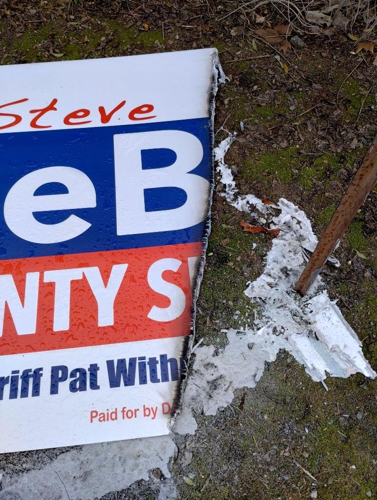 The new low for #StupidCampaignTricks.

Family members of a candidate for Supervisor in San Joaquin County are now #BURNING campaign signs for <a href="/SteveDeBrumD3/">SteveDeBrum</a> - literally lighting them on fire. 
The level of angry stupidity put the property owner and community at risk.