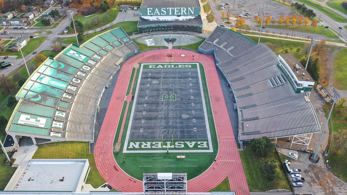 After a great call about Drive and Passion with @Coach_Creighton I am blessed to announce that I have Earned my 5th D1 offer to Eastern Michigan University!! @coachterrykarg @GibsonAnathan @CoachRich72 @SMJ2852 @UmbraDylan @CoachOmli @coachkou @coachcurtis42 @BeyondBolden @EMUFB